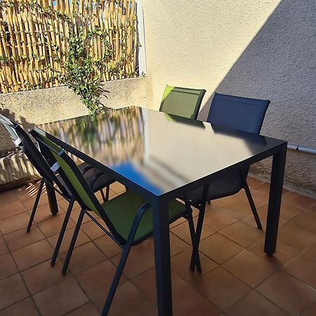 Les Oliviers Apartment Ansouis Luaran gambar